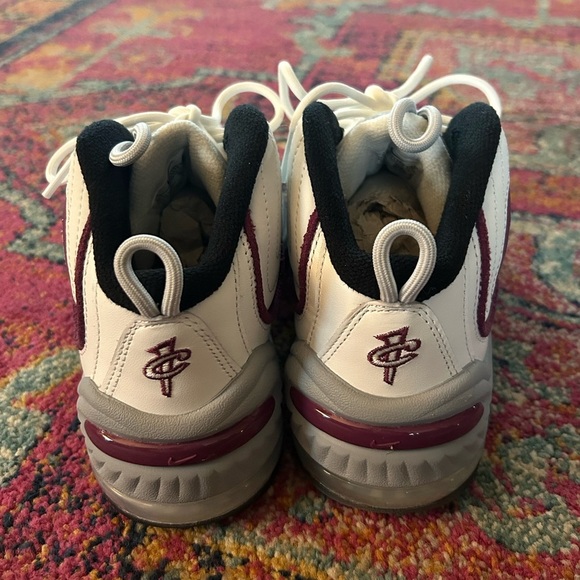 NWT Nike | Women’s white/purple Air Penny II lace up basketball shoes, size 6.5 - Picture 8 of 16